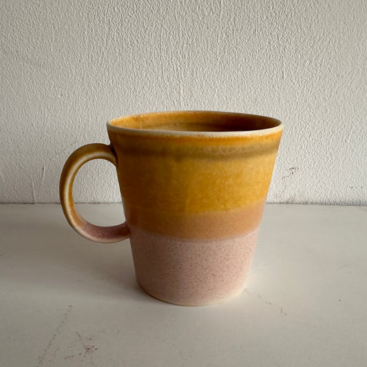 TT013 YELLOW & PINK CERAMIC COFFEE MUG