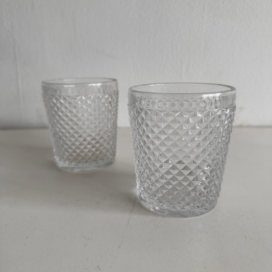 TT028 SET OF TWO DIAMOND PATTERNED ROCKS GLASSES