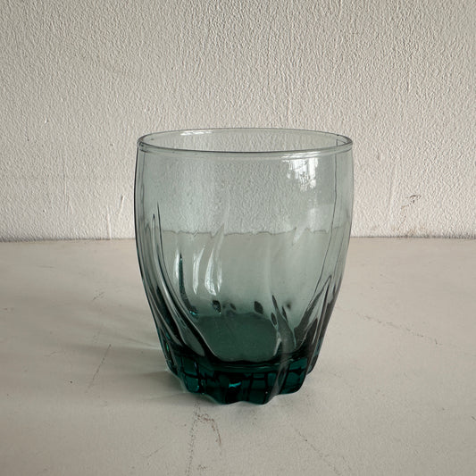 TT030 BLUE TINTED SHORT TWISTY WAVY ROCKS GLASS