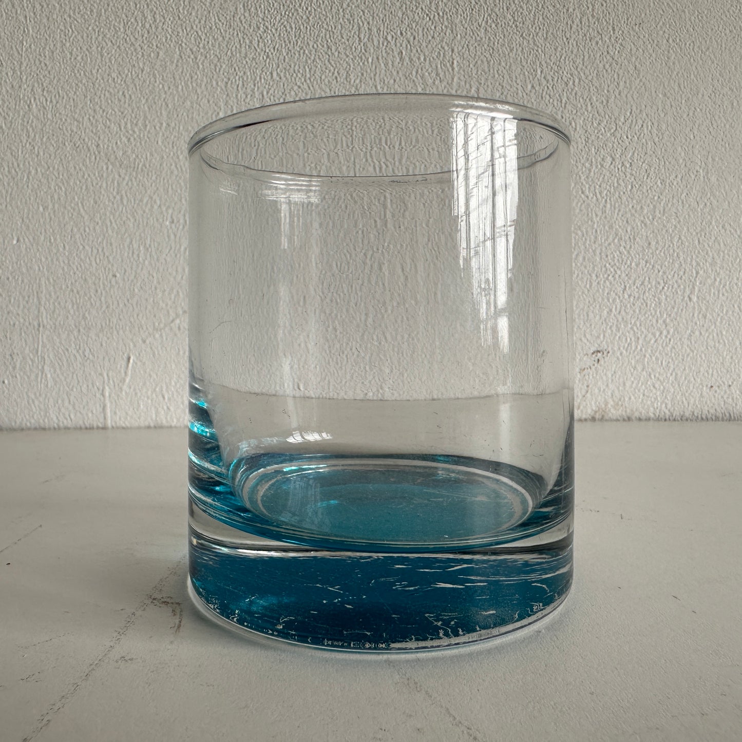 TT032 BLUE TINTED FAT ROCKS GLASS