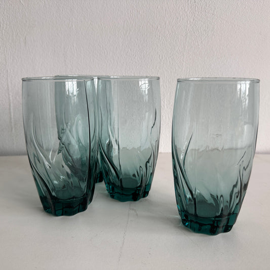 TT034 SET OF FOUR TALL BLUE TINTED TWISTY WAVY GLASSES
