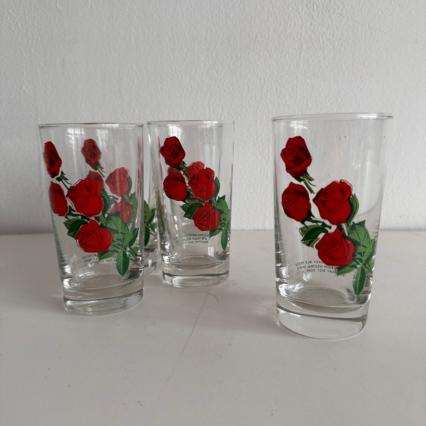 TT039 SET OF FIVE RED ROSE GLASSES