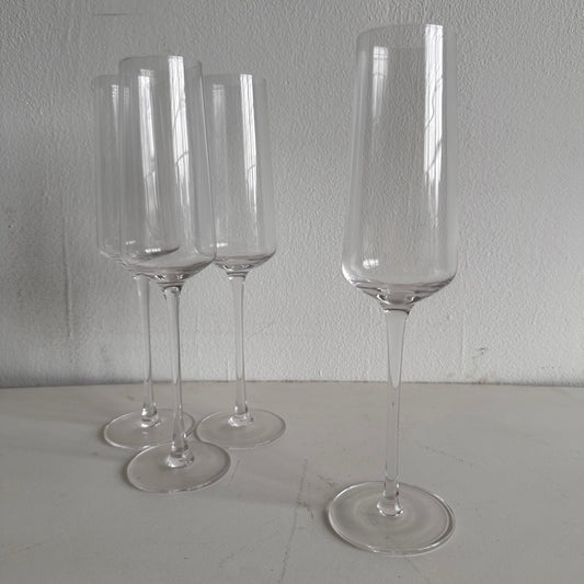 TT048 SET OF FOUR LUNACHARSKY CHAMPAGNE FLUTES