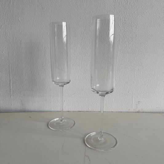 TT049 SET OF TWO LAZAR CHAMPAGNE FLUTES