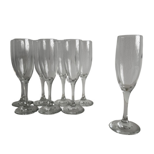 TT050 SET OF EIGHT CLASSIC CHAMPAGNE FLUTES