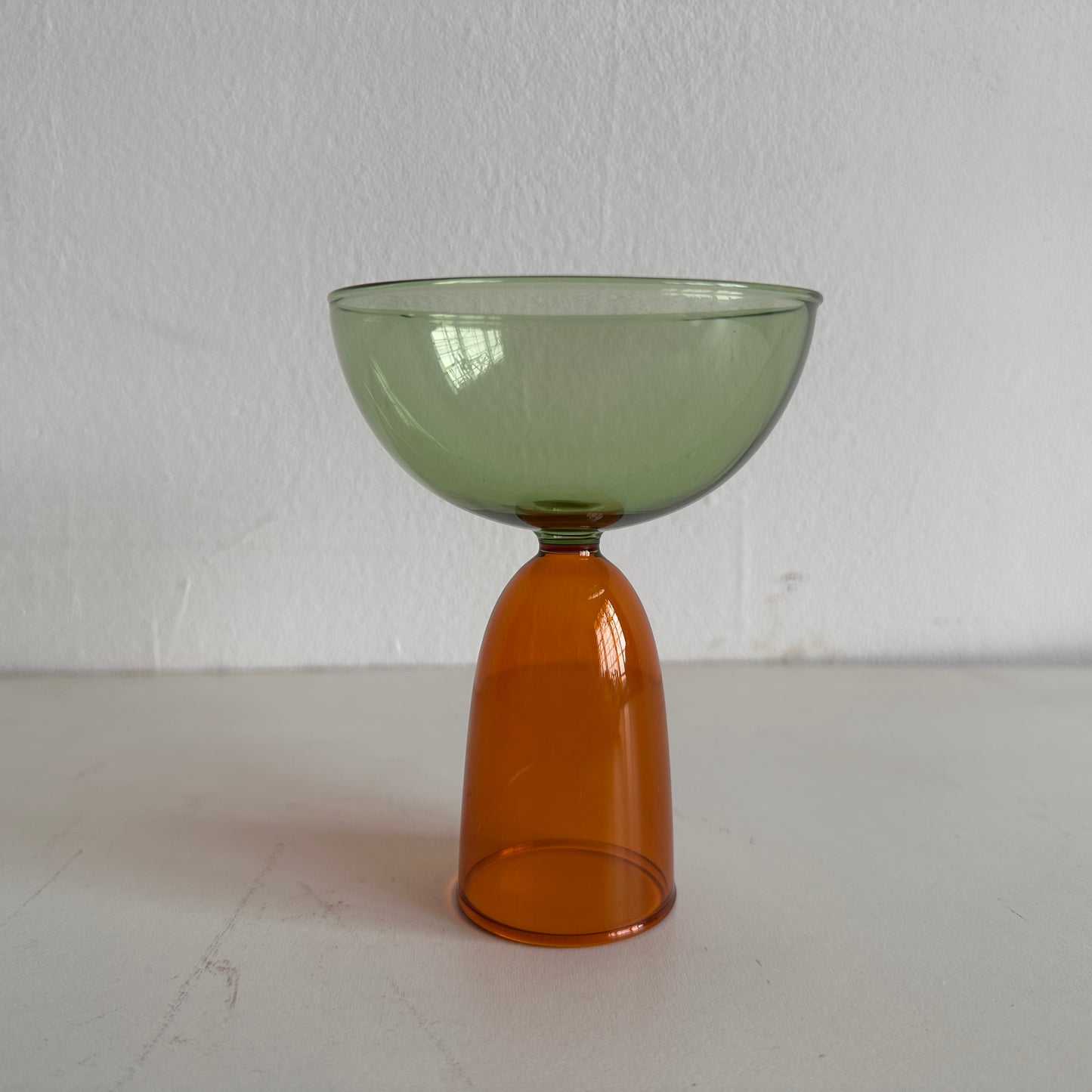 TT051 GREEN AND AMBER TINTED CHAMPAGNE COUPE