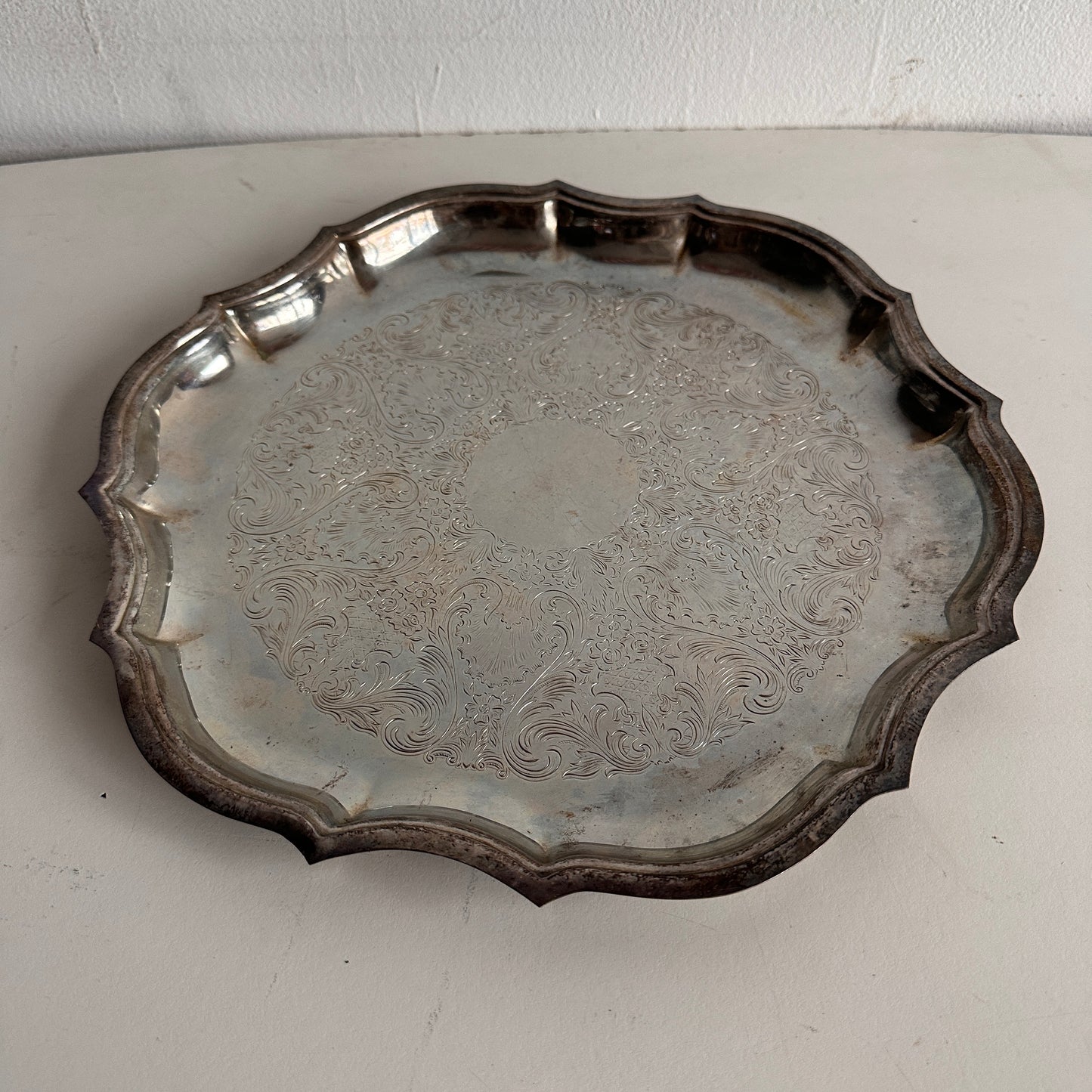 TT077 CHIPPENDALE SILVER SERVING TRAY