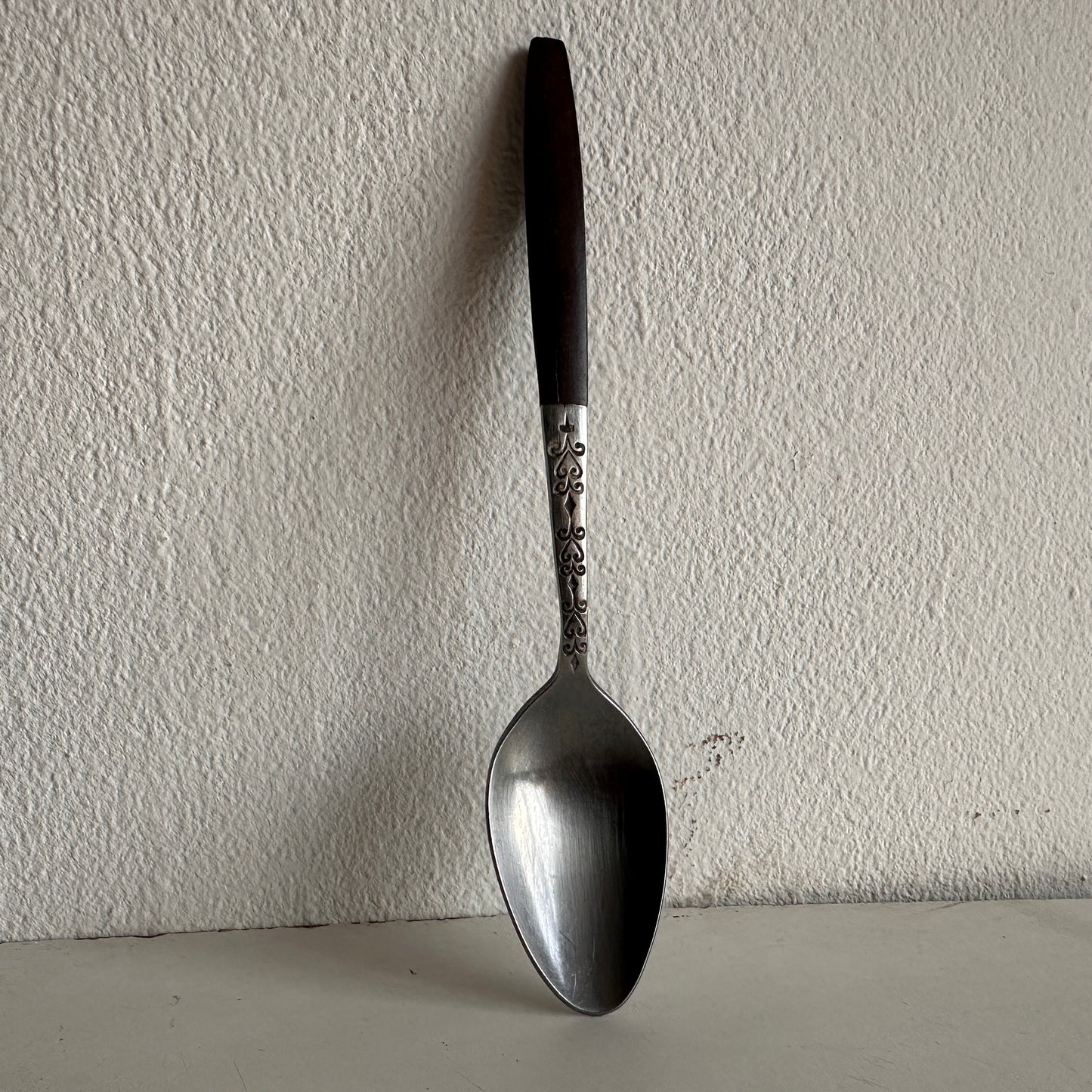 TT080 SPOON WITH WOOD HANDLE
