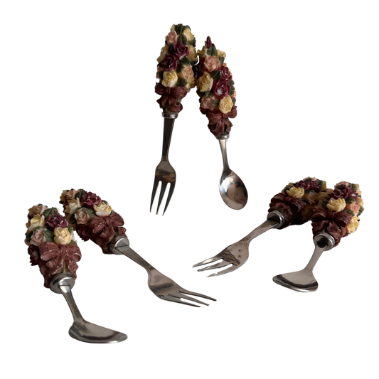 TT081 THREE SETS OF FLORAL HANDLE FORKS AND SPOONS