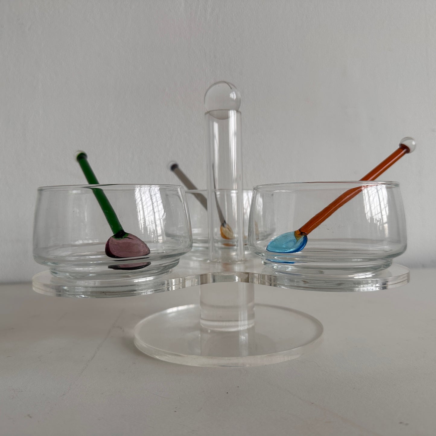 TT085 LUCITE AND GLASS 3 DISH HORDUERVES SERVER