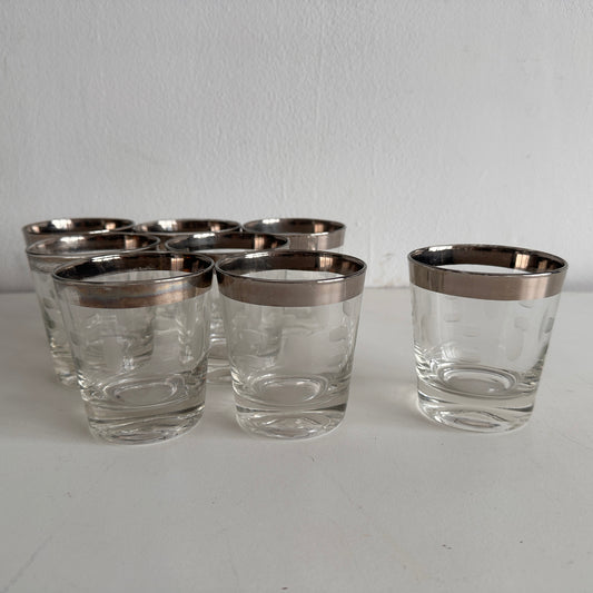 TT089 SET OF EIGHT PLATINUM RIM FROSTED PATTERN ROCKS GLASSES