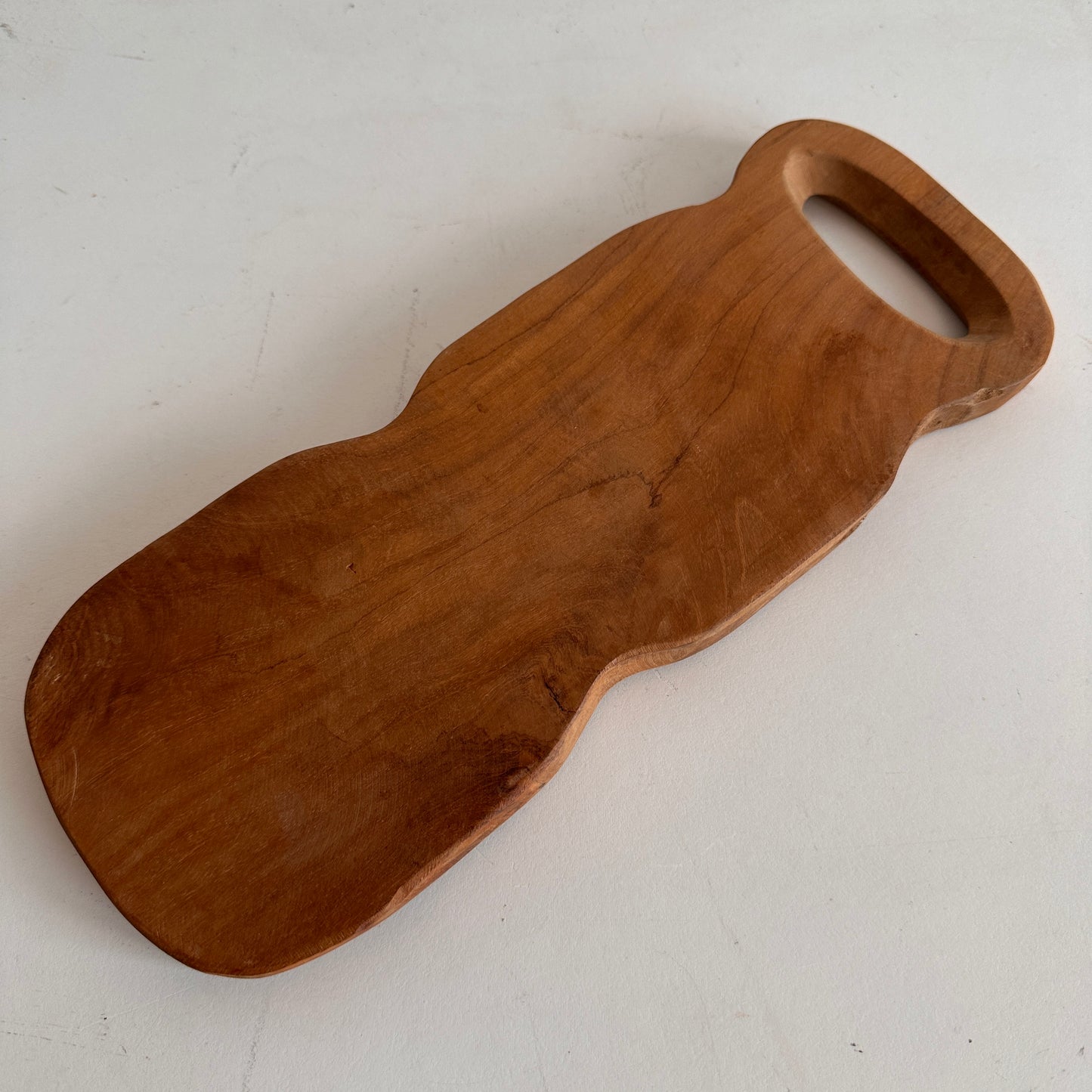 TT093 WIGGLY WOOD CUTTING / SERVING BOARD