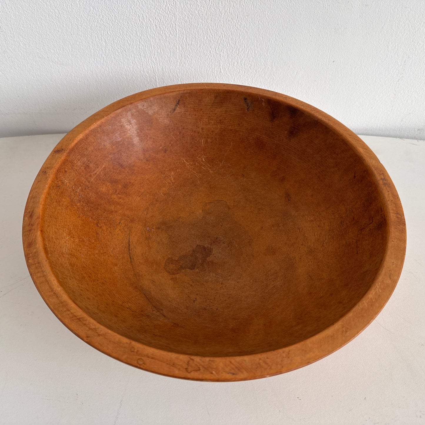 TT098 LARGE ROUND WOOD SERVING BOWL