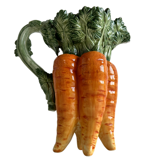 TT104 CERAMIC CARROT PITCHER