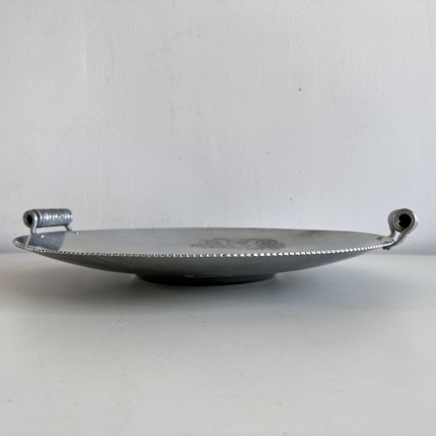 TT124 ALUMINUM SERVING PLATTER