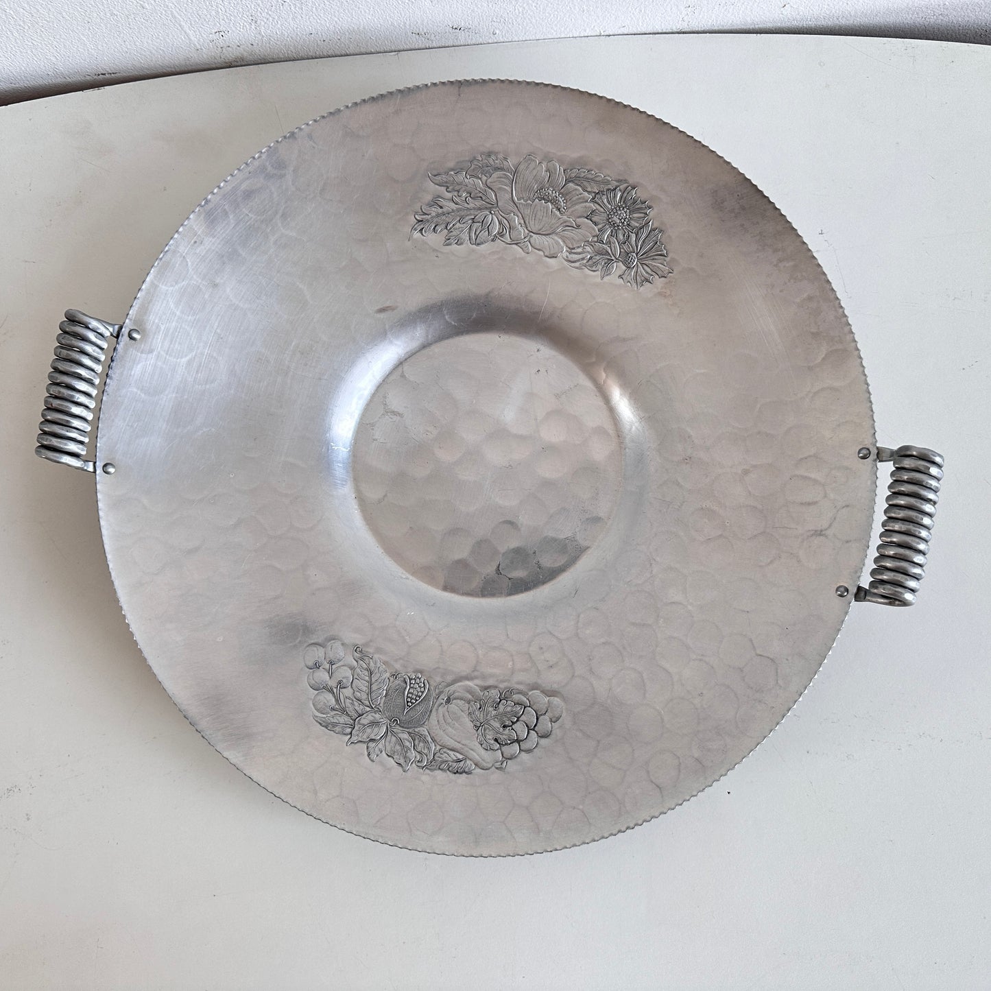 TT124 ALUMINUM SERVING PLATTER