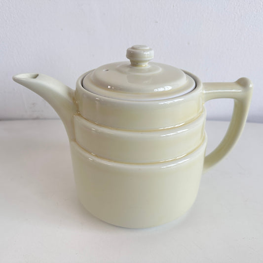 TT129 PALE YELLOW TEAPOT