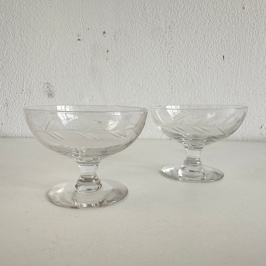 TT133 PAIR OF TINY ETCHED GLASS COUPES
