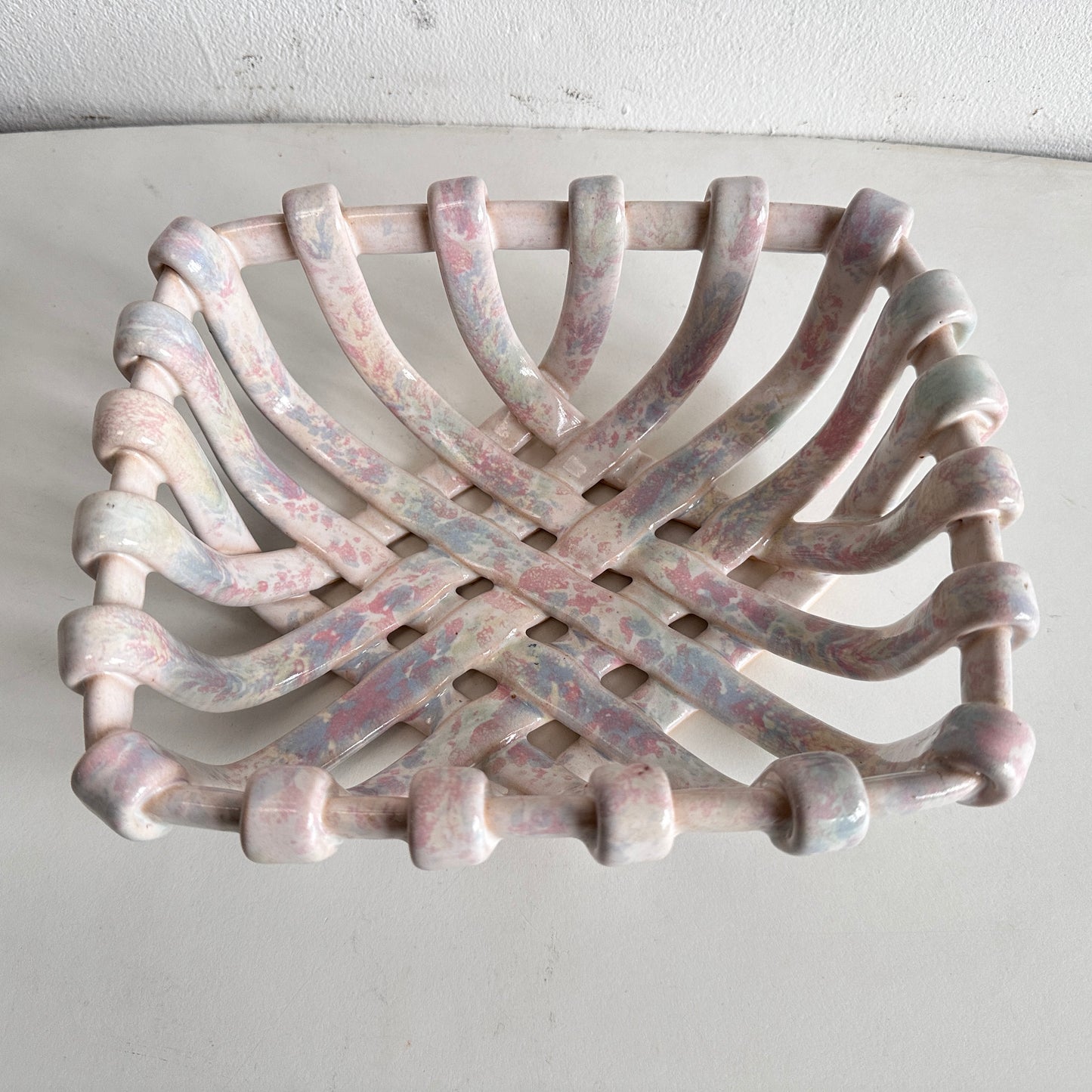 TT141 CERAMIC LYDIA BASKET