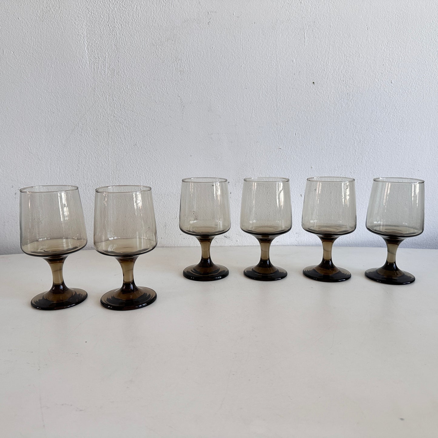 TT148 SET OF 6 SMOKED BROWN LIBBY TAWNY ACCENT WINE GLASSES
