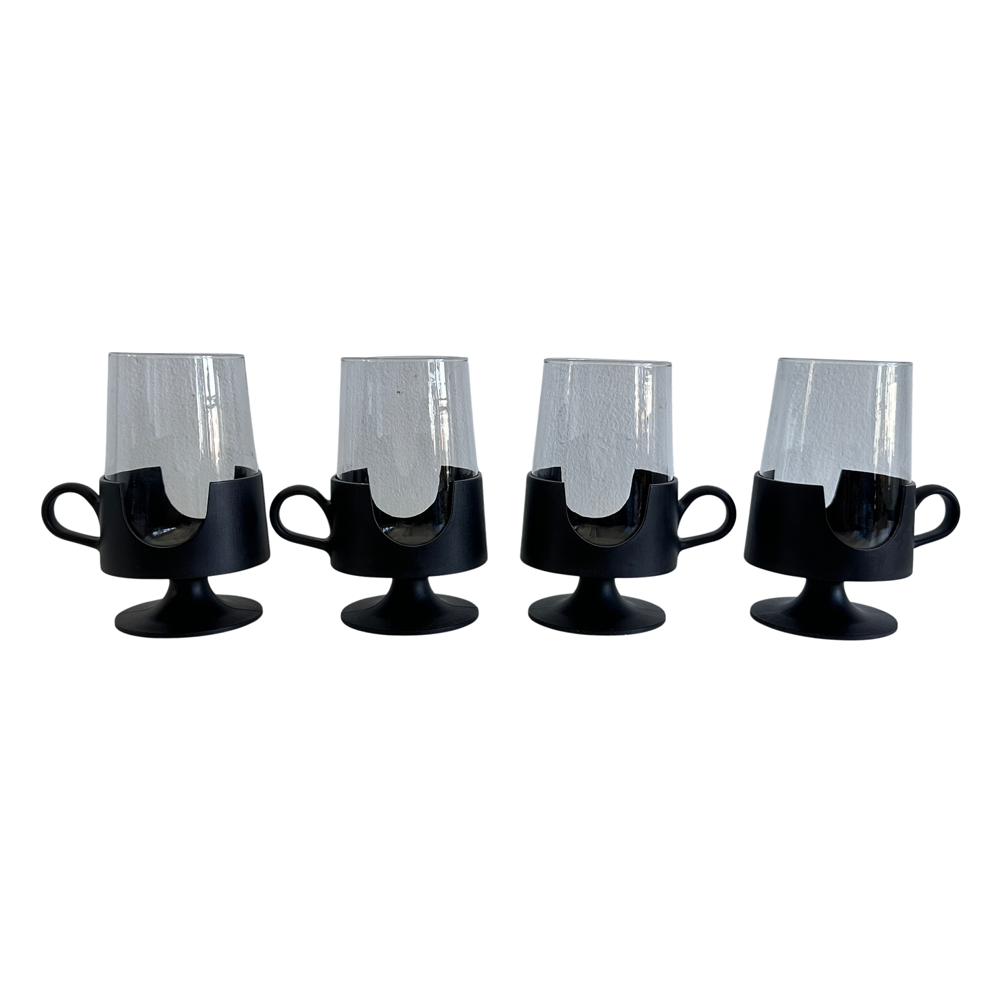 TT150 SET OF 4 CORNING GLASS SNAP MUGS