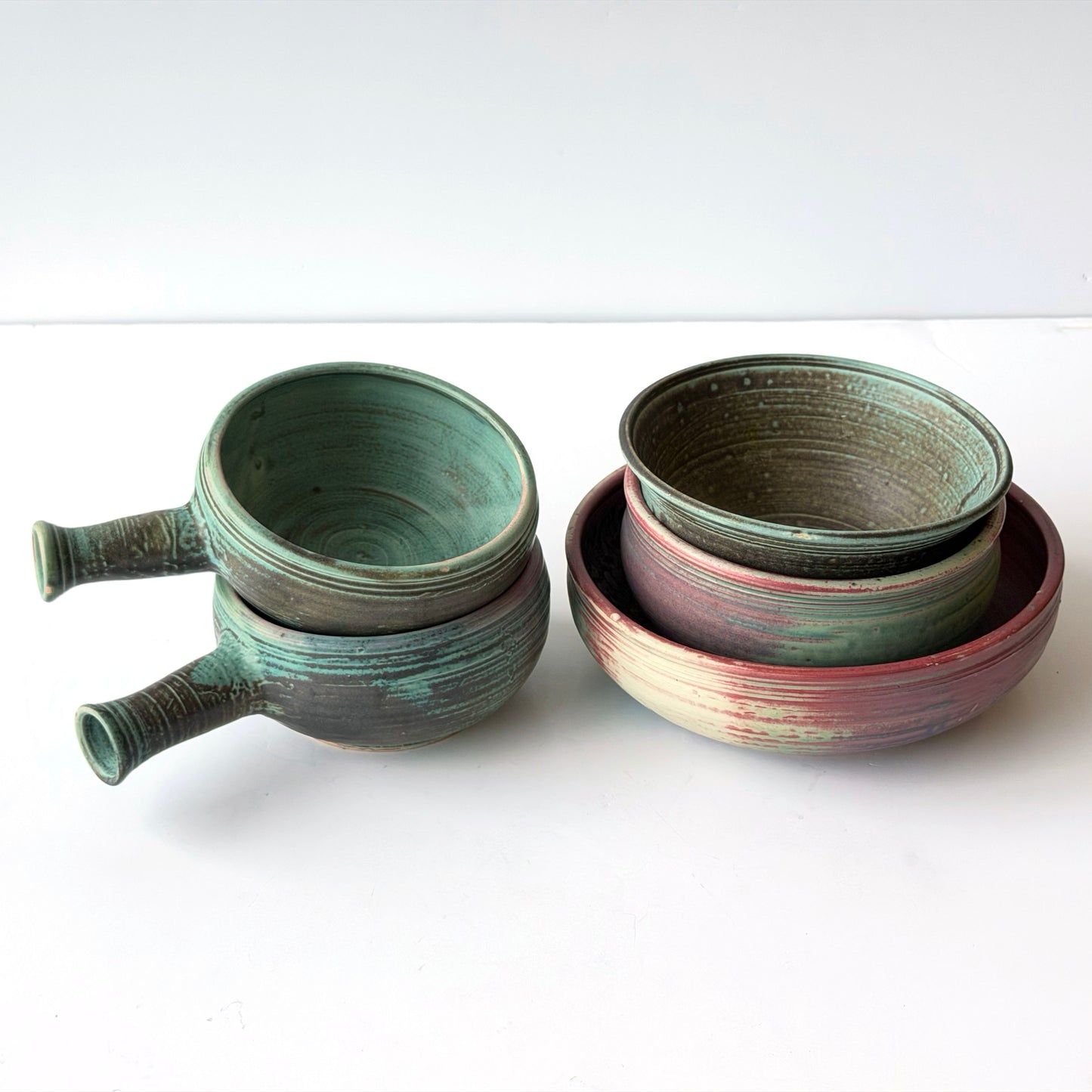 TT162 SET OF 5 EARTHENWARE CERAMIC BOWLS