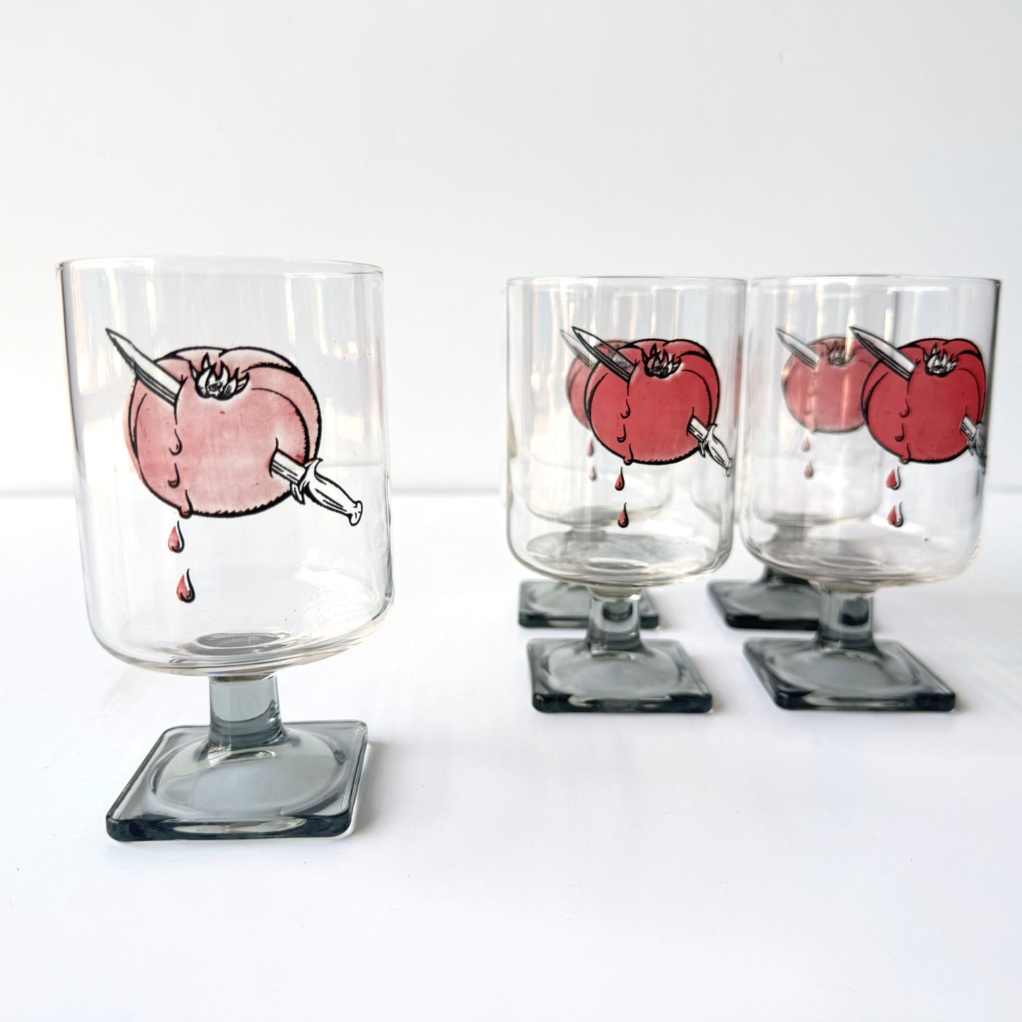TT170 SET OF 5 TOMATO KNIFE GLASSES