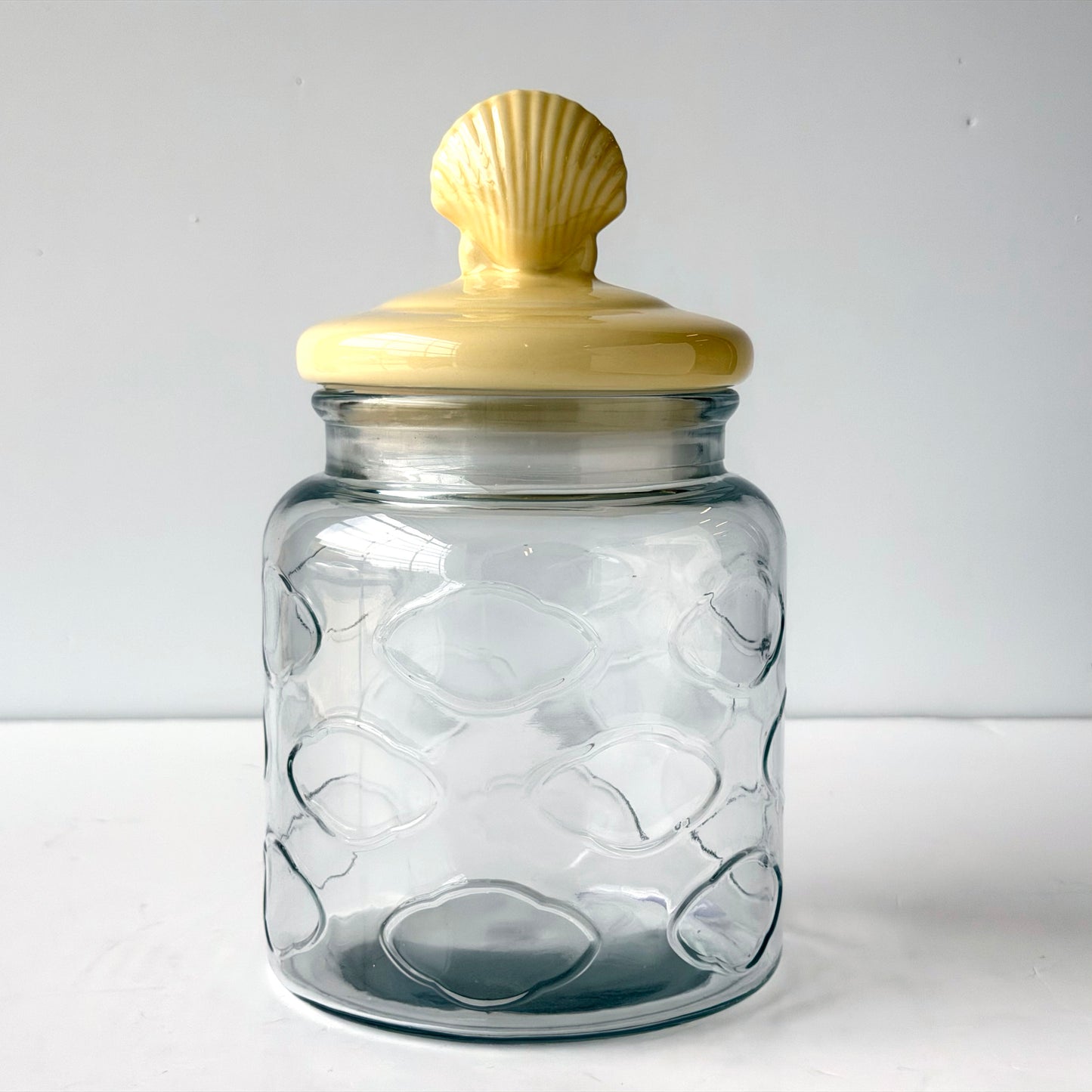 TT180 GLASS COOKIE JAR WITH YELLOW SHELL LID