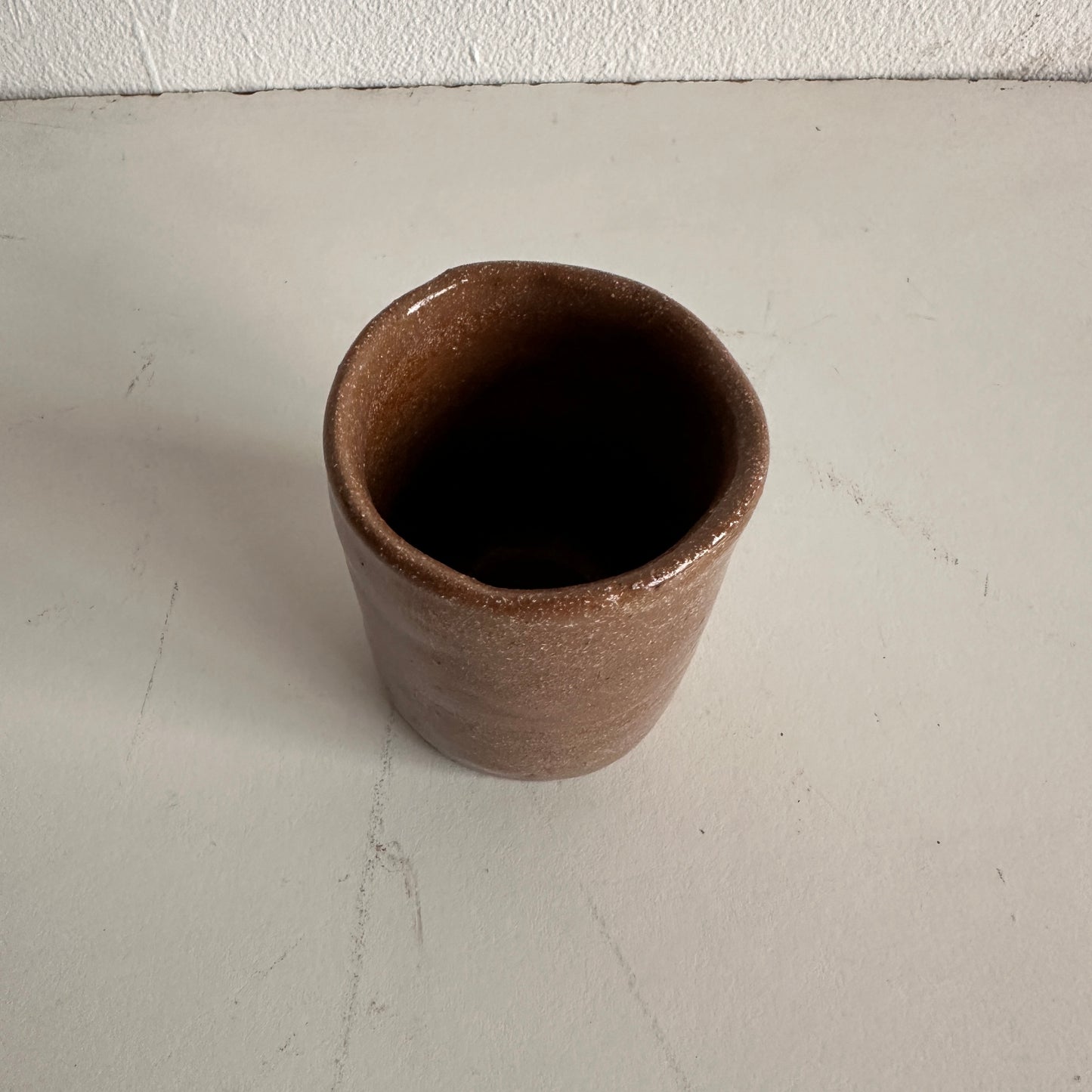 VS007 SMALL BROWN GLAZED VASE