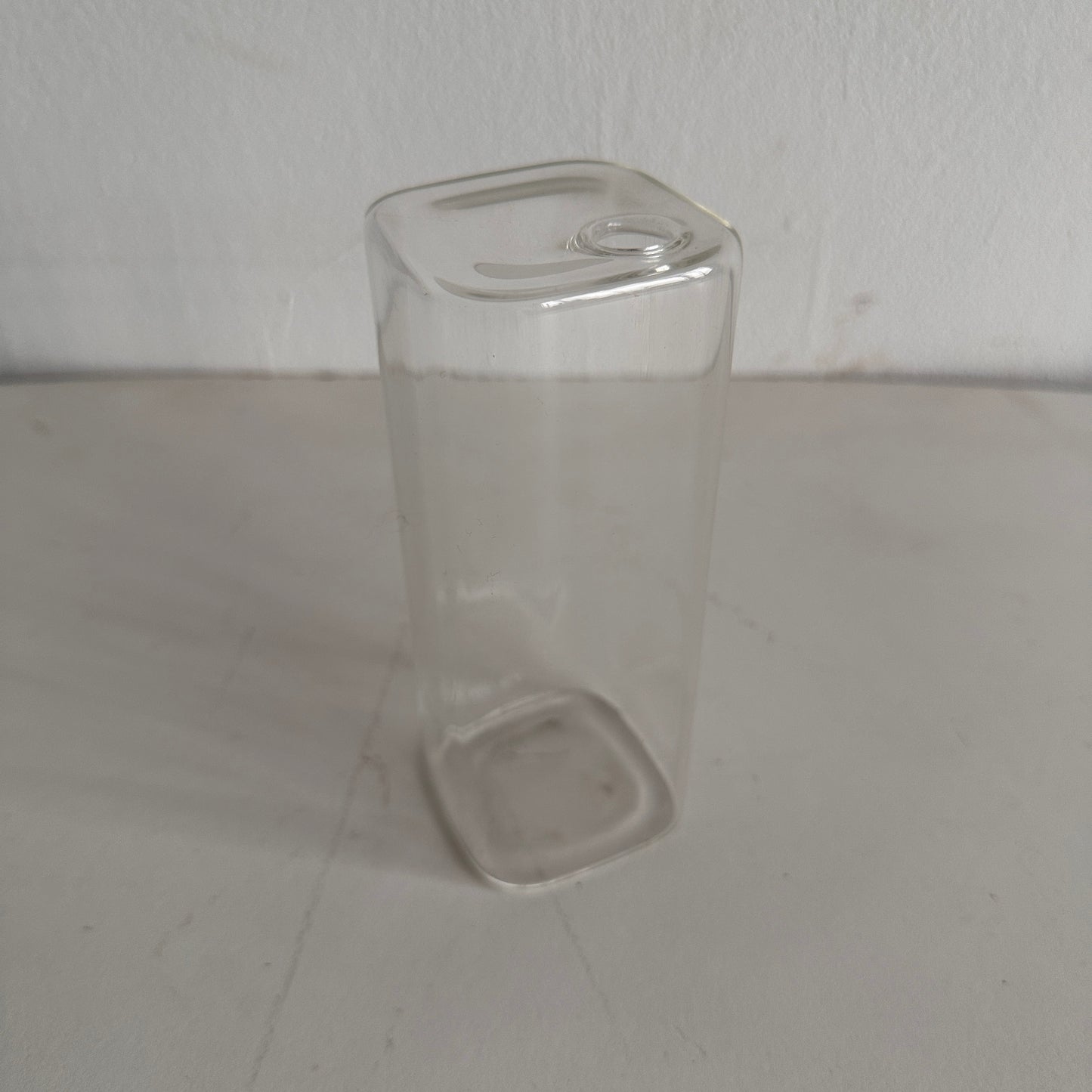 VS015 SQUARE CYLINDER BUD VASE