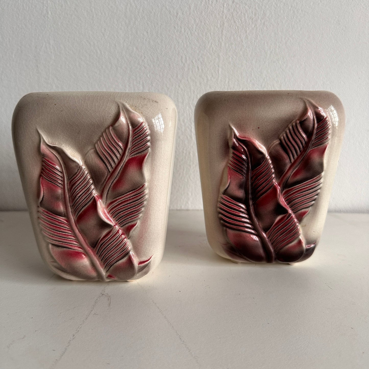 VS017 PAIR OF PINK LEAF CERAMIC VASES
