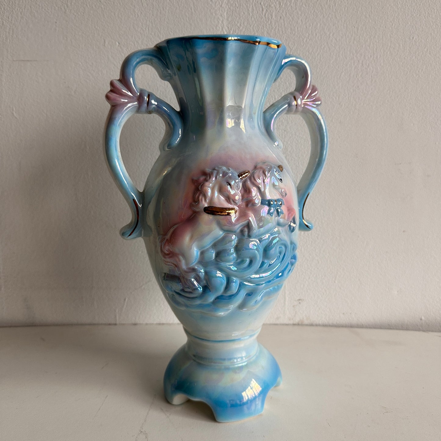 VS028 UNICORN DREAM VASE