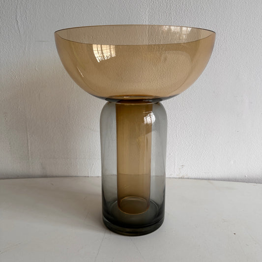 VS031 SMOKED AND AMBER GLASS VASE