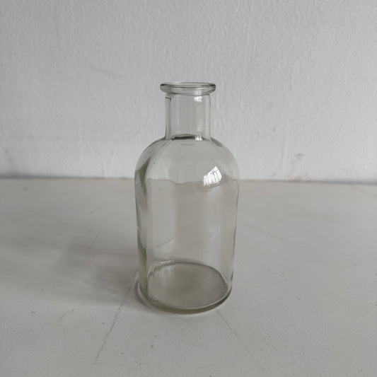 VS032 SIMPLE GLASS BOTTLE VASE