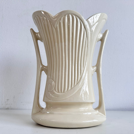 VS052 CREAM ART DECO VASE