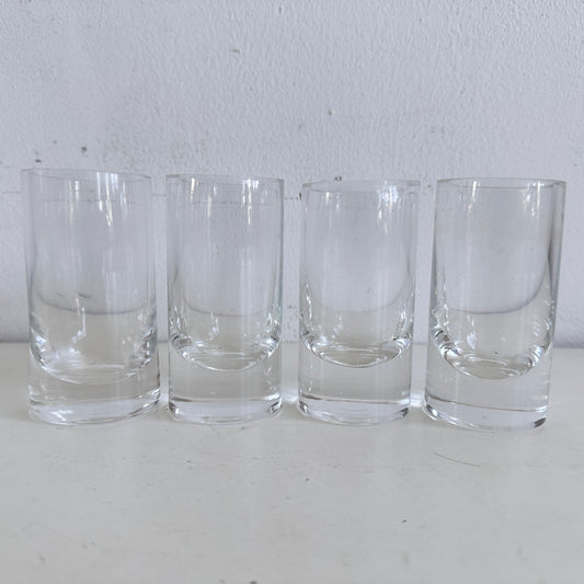 VS063 SET OF 4 SMALL CYCLINDRICAL CLEAR GLASS VASES