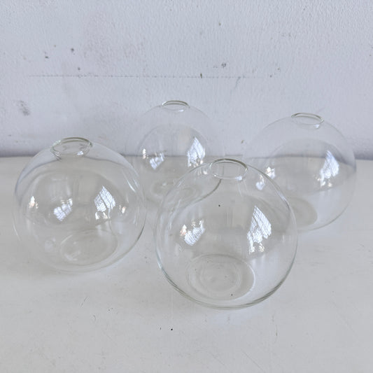 VS064 SET OF 4 SPHERICAL CLEAR GLASS VASES