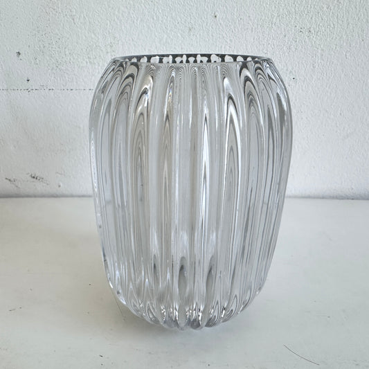 VS065 CLEAR GLASS FLUTED VASE