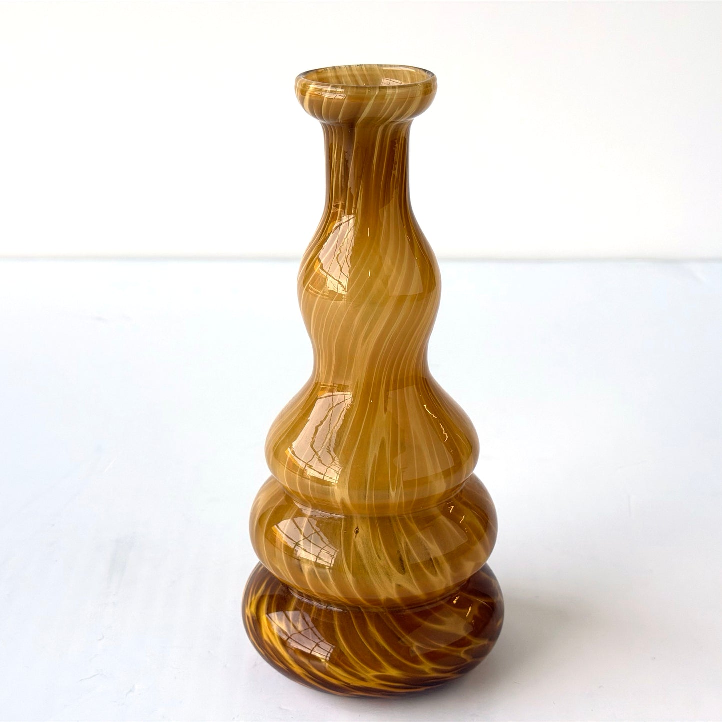 VS068 AMBER YELLOW SWIRL GLASS VASE