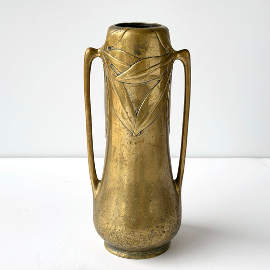 VS069 ART NOUVEAU BRONZE VASE