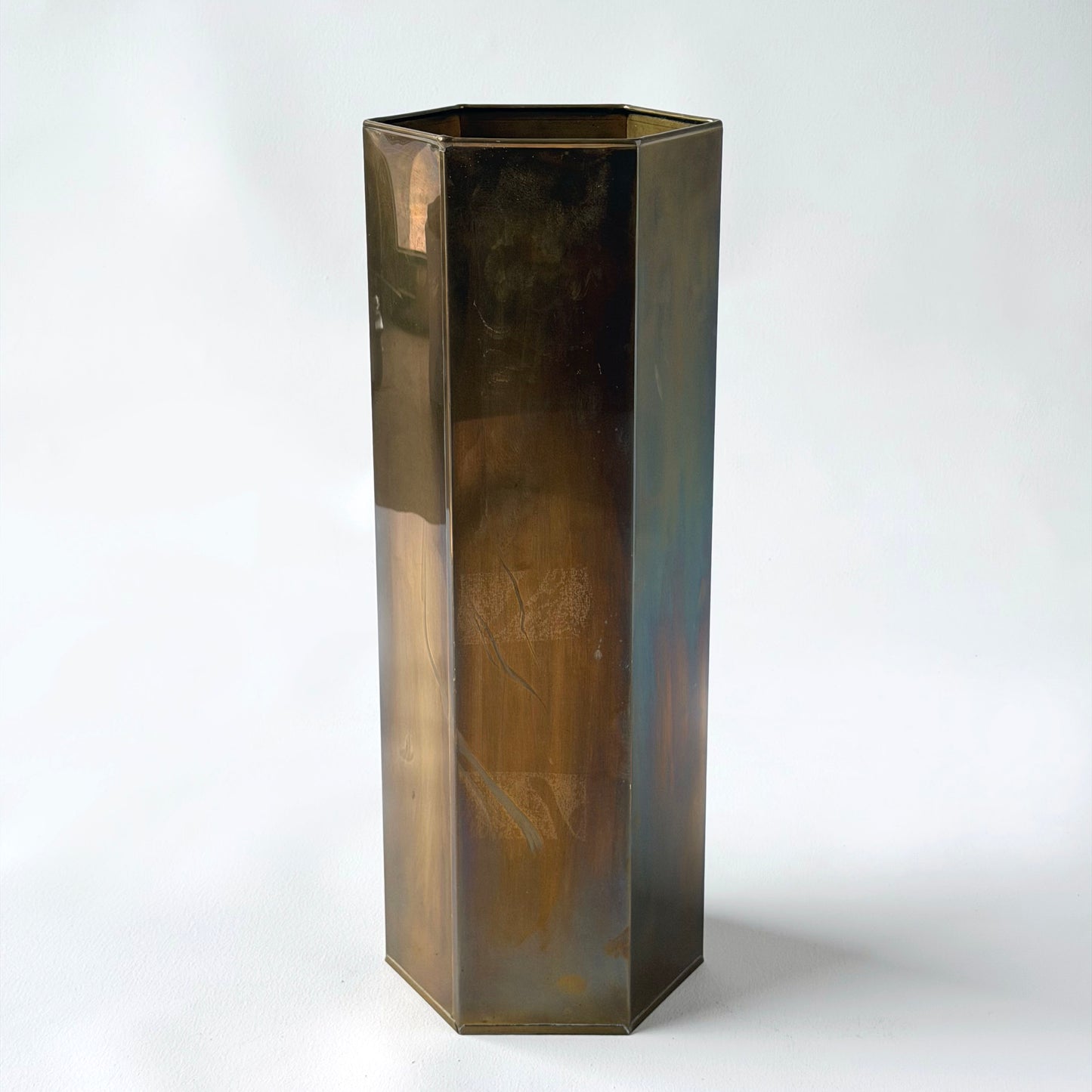 VS070 BRASS FLOOR VASE