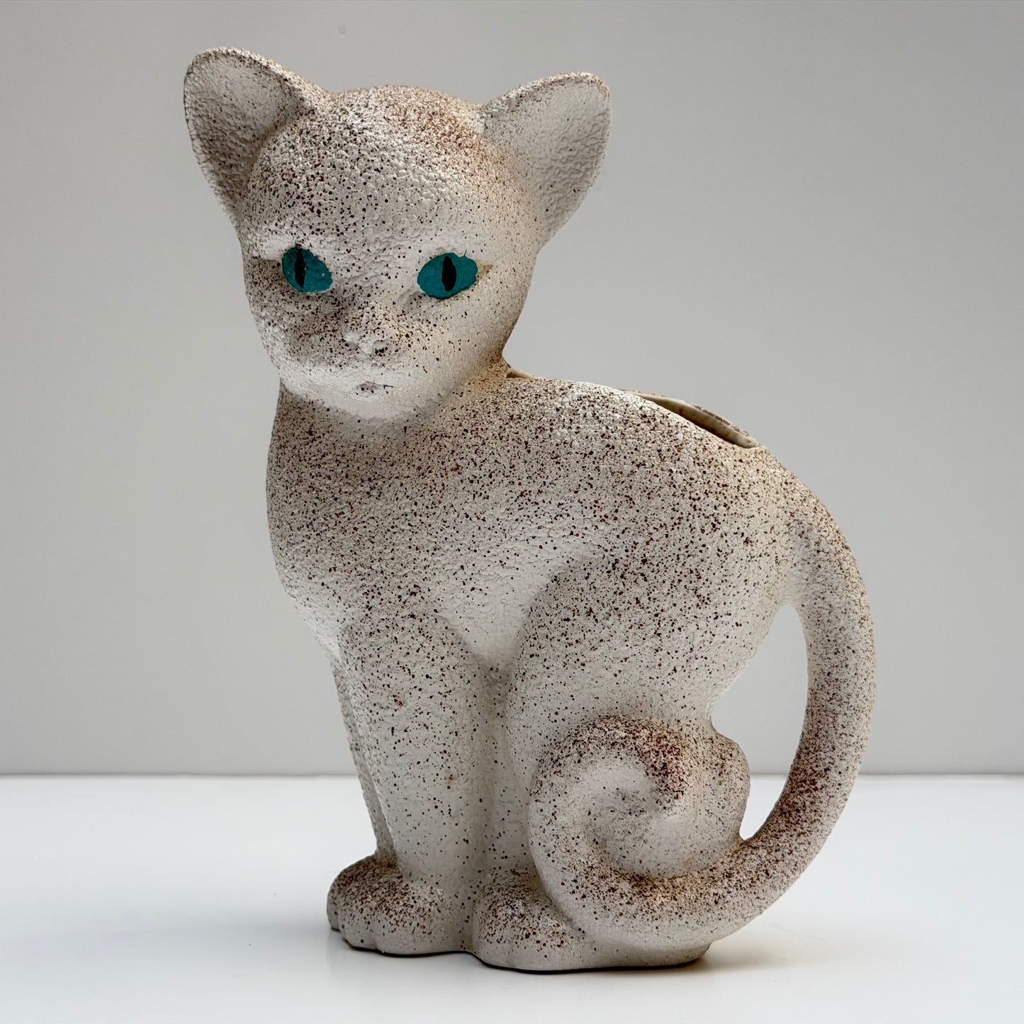 VS072 SPECKLED  CERAMIC CAT VASE