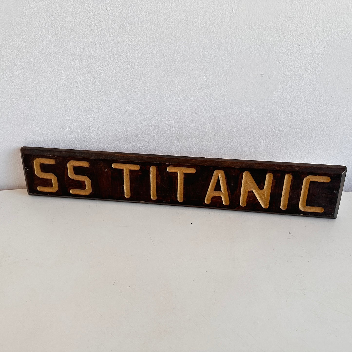 WD010 SS TITANIC WOODEN PLAQUE