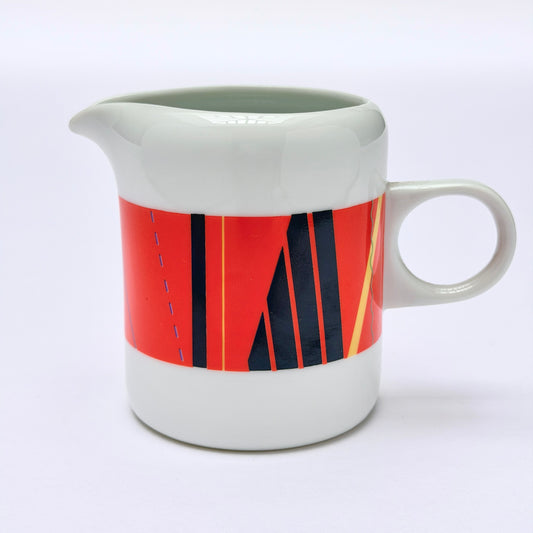 TT167 NOVA RED POST MODERN CREAMER