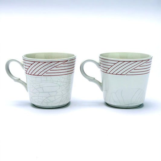 TT111 SET OF TWO RED STRIPE PATTERN CERAMIC MUGS