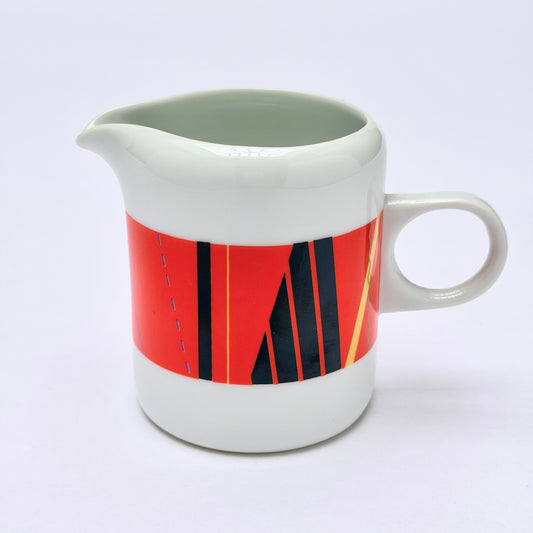 TT167 NOVA RED POST MODERN CREAMER