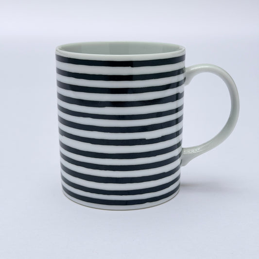 TT012 BLACK AND WHITE STRIPED COFFEE MUG