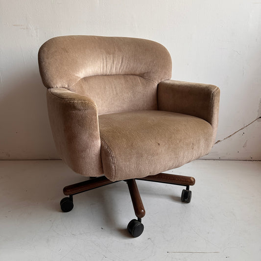 CH046 BULBOUS BEIGE ROLLING HOME OFFICE CHAIR
